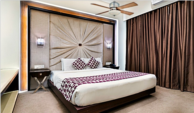 Alida Ceiling Fan in Room